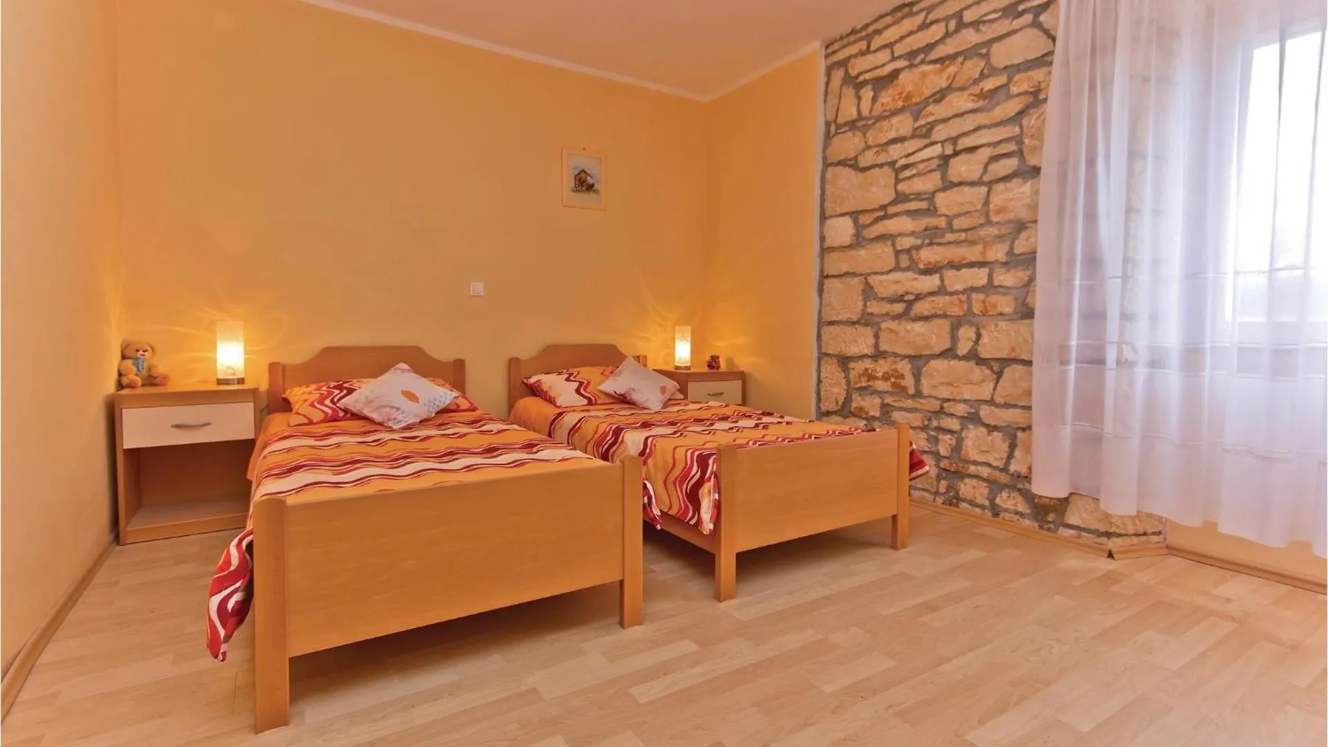 Stunning Home In Peresiji With Kitchen