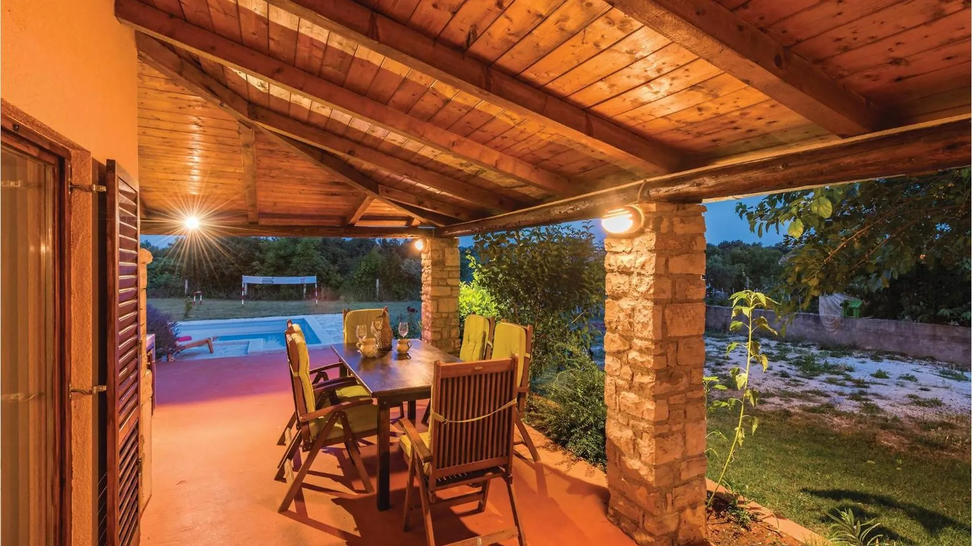 Stunning Home In Peresiji With Kitchen Holiday home