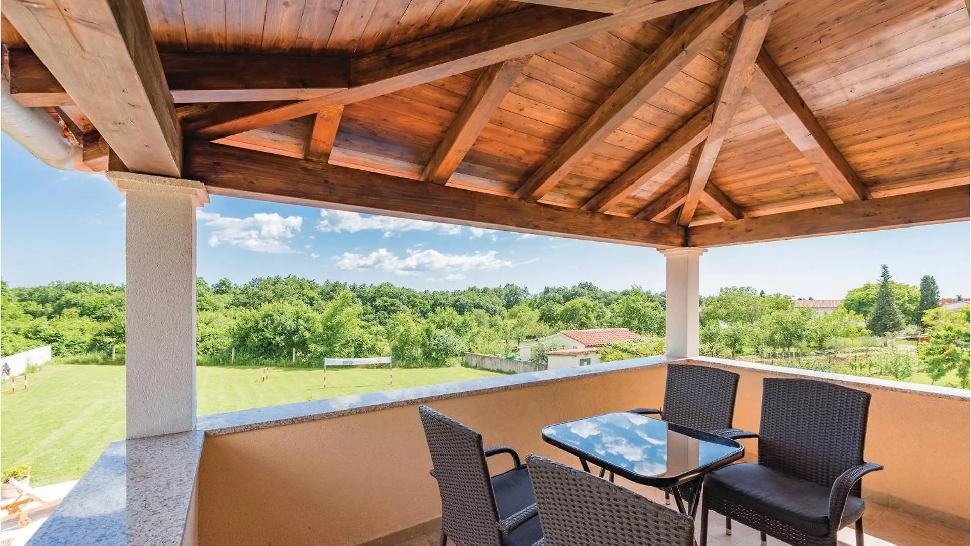 Stunning Home In Peresiji With Kitchen 0*,