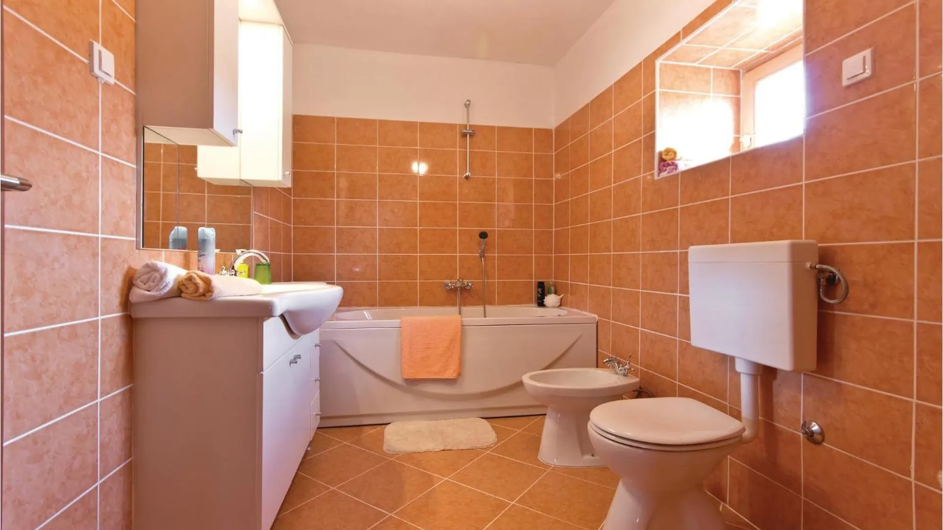 Stunning Home In Peresiji With Kitchen